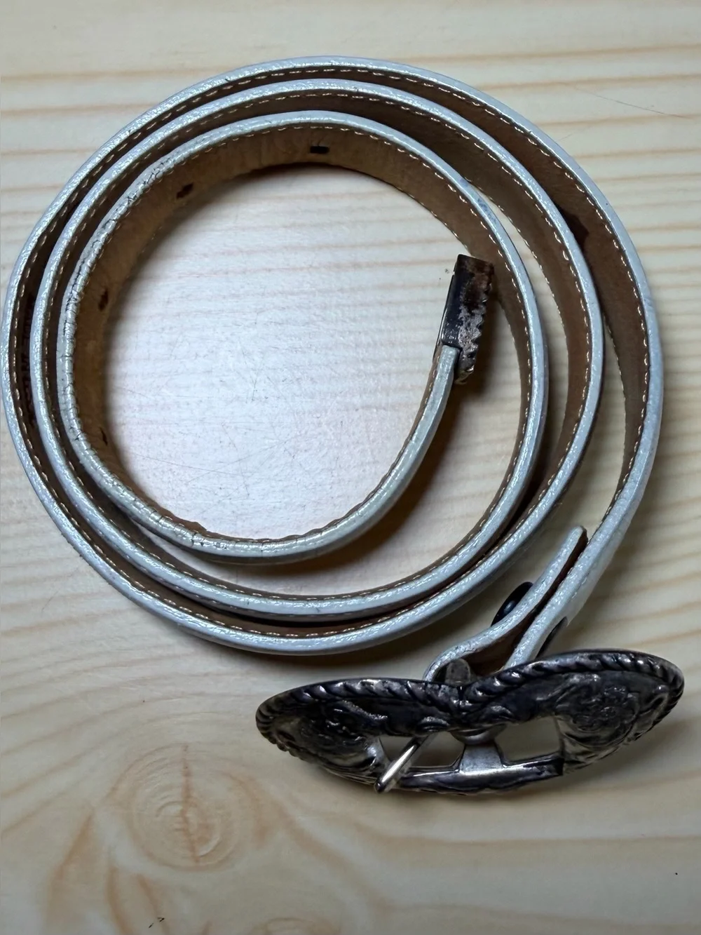Justin Top Grain Cowhide Belt Size 28 1991 Heart Buckle Vintage 503PL Off-White